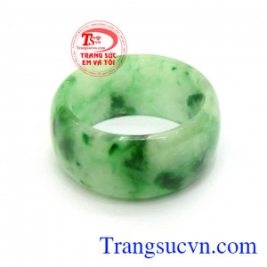 Nhẫn ngọc cẩm thạch An Yên