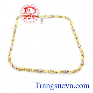 Dây chuyền vàng nam đẹp sang trọng khách hàng ưa chuộng và bình chọn nhiều năm liền đối với sản phẩm dây chuyền vàng