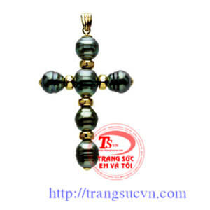 Mặt ngọc trai đen