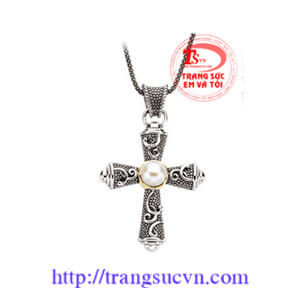 Mặt thánh giá ngọc trai