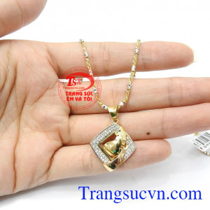 Bộ dây nữ xinh đẹp