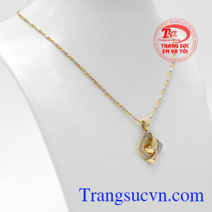 Bộ dây nữ xinh đẹp