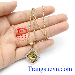 Bộ dây nữ xinh đẹp