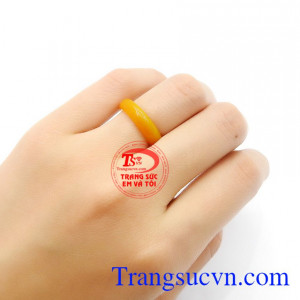 Nhẫn cẩm thạch hạnh phúc