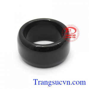 Nhẫn mã não đen phong cách