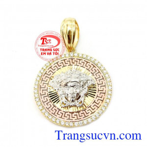 Mặt dây nam vàng hồng 10k là sự kết hợp giữa vàng màu và vàng hồng làm cho mặt dây trở nên sống động hơn, trẻ trung hơn.