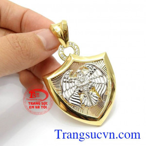 Mặt dây đại bàng tung cánh