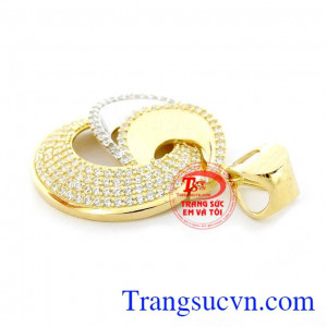 Mặt dây quý cô sành điệu