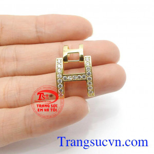 Mặt dây chữ H độc đáo