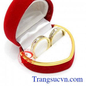 Nhẫn cưới hạnh phúc trăm năm