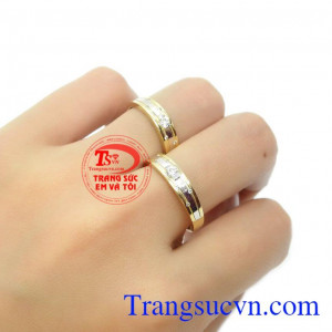 Nhẫn cưới hạnh phúc trăm năm