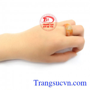 Nhẫn Mã Não Thịnh Vượng