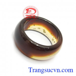 Nhẫn Mã Não Hạnh Phúc