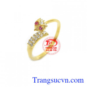 Nhẫn nữ hồ ly xinh xắn là sản phẩm vàng tây được chế tác hình hồ ly xinh xắn
