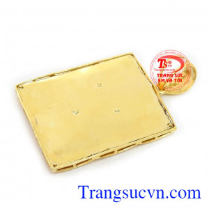Mặt dây chuyền nam chạm khắc vàng 18k sáng bóng đảm bảo chất lượng hợp thời trang, sang trọng và phong thủy