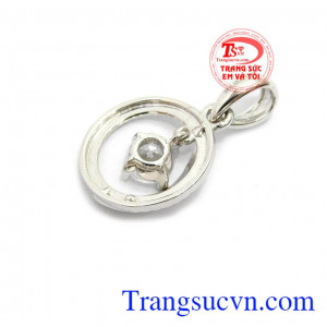 Mặt dây chuyền nữ chạm khắc vàng 10k sáng bóng đảm bảo chất lượng hợp thời trang, sang trọng và phong thủy
