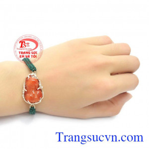 tì hưu là biểu tượng của sự may mắn về tiền bạc, sức khỏe