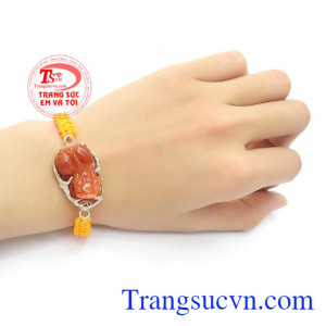 Dây tết tì hưu mệnh thổ là sản phẩm handmade đẹp, mang lại may mắn cho người mệnh thổ và mệnh hỏa.