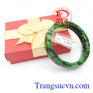 Vòng ngọc phong thủy ngọc thiên nhiên