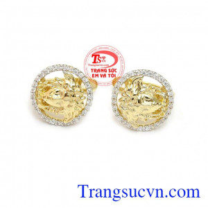 Hoa tai đẹp là sản phẩm hoa tai vàng Hàn Quốc, sản phẩm được chế tác 3D tinh tế, thời trang