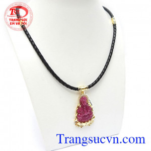 Bộ Dây Chuyền Phật Bà May Mắn đeo hợp thời trang phái mạnh, phật bà còn là biểu tượng của sự bình an, lòng hướng thiện, bác ái, mang lại may mắn, tài lộc cho gia chủ