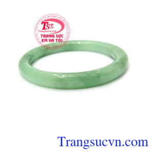 Vòng ngọc cẩm thạch