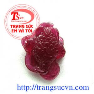 Thiềm thừ ruby