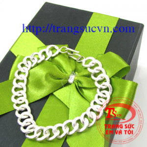 lắc bạc nam đẹp