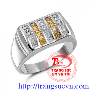 Nhẫn nam gắn kim cương và Saphir Vàng , gắn Kim cương thiên nhiên=dạng chữ nhật và saphir vàng thiên nhiên dạng chữ nhật