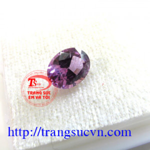 Spinel tím