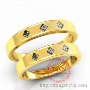 Nhẫn cưới gắn kim cương
