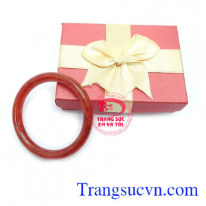 Vòng cẩm thạch đỏ