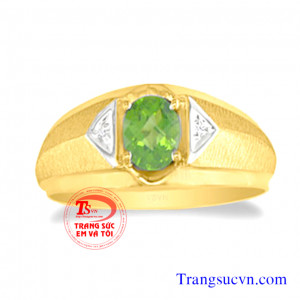 Nhẫn vàng tây peridot