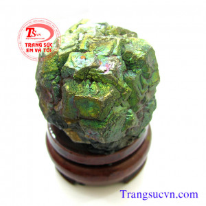 Bán Pirit Vàng găm giá Pirit Vàng găm đá Pirit Vàng găm phong thủy Pirit Vàng găm Theo quan niệm dân gian,đá phong thủy vàng găm có khả năng trừ tà rất tốt,rất thích hợp để trong nhà, đặc biệt là nhà có trẻ nhỏ.Ngoài ra,đá phong thủy vàng găm có thể đặt t