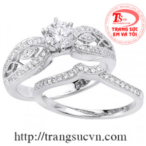 NHẪN CHẮP CÁNH TÌNH YÊU