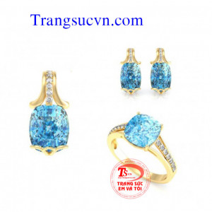 Nữ trang vàng tây đá topaz mệnh Thủy+Mộc