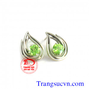 Peridot hoa tai 