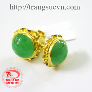 Hoa tai ngọc cẩm thạch hợp mệnh, xua đuổi tà linh mang đến cho người dùng sự bình an.