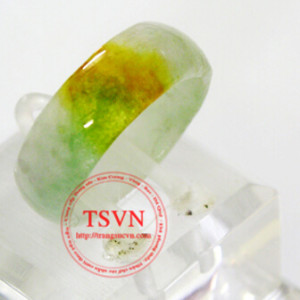 Nhẫn ngọc nhiều mầu Jade