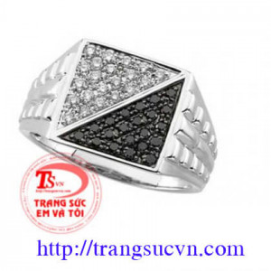 Nhẫn bạc xi vàng trắng gắn đá quý
