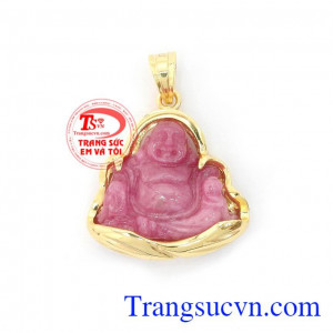 Phật Di Lặc trong phong thủy là hình tượng mang lại vui vẻ, hạnh phúc, bình an và may mắn cho chủ nhân, vì vậy được nhiều người lựa chọn để mang theo bên mình