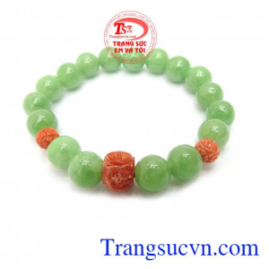 Chuỗi vòng ngọc cẩm thạch đẹp là sản phẩm ngọc cẩm thạch thiên nhiên, sản phẩm phù hợp với mọi lứa tuổi