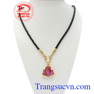 Bộ Dây Chuyền Ruby Đại Lộc đeo hợp thời trang và phong thủy, mang lại may mắn, bình an và hạnh phúc cho chủ nhân