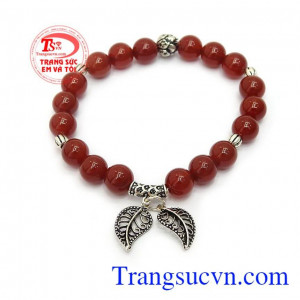 Chuỗi vòng tay mã não đẹp xinh xắn là món quà sinh nhật ý nghĩa dành tặng bạn gái