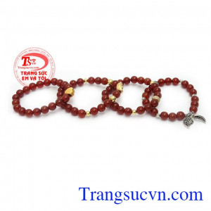 Chuỗi vòng tay mã não đẹp xinh xắn là món quà sinh nhật ý nghĩa dành tặng bạn gái