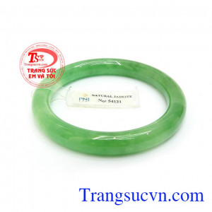 Vòng Ngọc Cẩm Thạch Chiêu Tài đeo đẹp, hợp phong thủy, vòng ngọc cẩm thạch thiên nhiên sang trọng