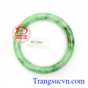 Vòng ngọc đeo tay đẹp