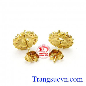 Chốt đeo được làm chắc chắn, gọn nhẹ giúp người đeo luôn thoải mái