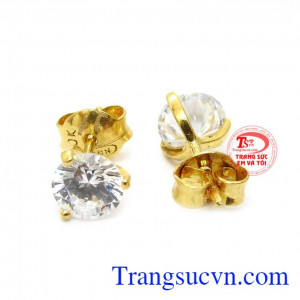 Sản phẩm có thể kết hợp cùng nhiều trang phục và phụ kiện khác