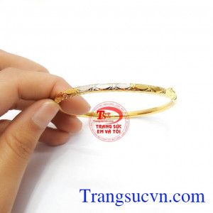 Thiết kế sang trọng, trẻ trung giúp chị em phụ nữ luôn tự tin và tỏa sáng